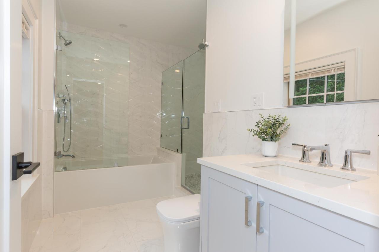 Luxury Oceanfront Bayside Jewel Villa Quincy Exterior photo